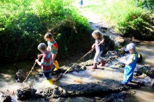 Bach|Kinder|Fährtensucher